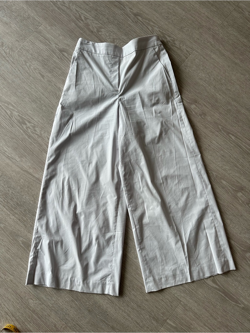 Aritzia Babaton Wide-Leg Cotton  Pants. Size 0
